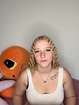 Sophie cute06 online show from December 20, 8:10 am