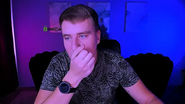 derek hawk  online show from December 4, 9:40 am