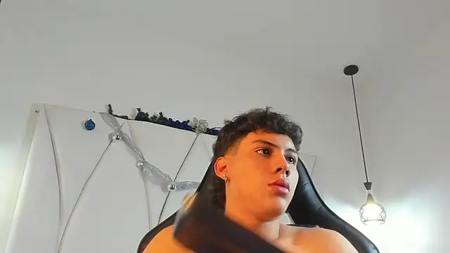 Erick wingston online show from December 4, 12:58 pm