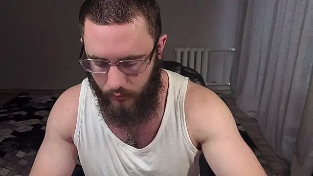 Snapshot of Ant_Power chatting on August 1, 2:44 am Ant Power online show from August 1, 2:44 am
