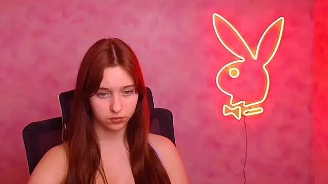 Lilu May online show from December 4, 4:05 pm