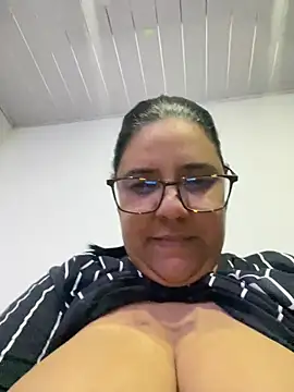 Carameloswing1 online show from May 3, 12:27 am