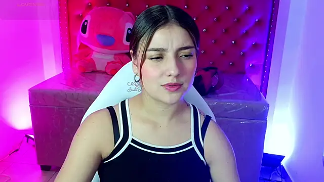 Diamond juliana online show from June 6, 3:11 am