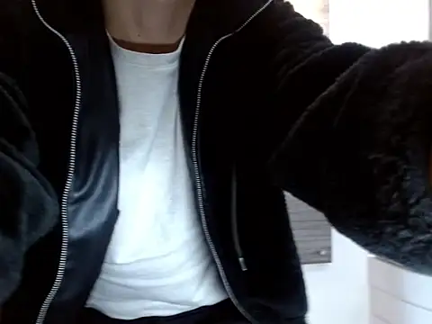 JuanGomm online show from March 7, 3:03 am