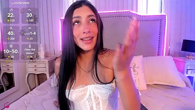 Snapshot of lya__brown chatting on July 6, 12:35 pm lya brown online show from July 6, 12:35 pm