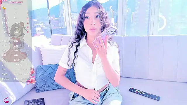 Snapshot of lya__brown chatting on August 1, 12:15 pm lya brown online show from August 1, 12:15 pm
