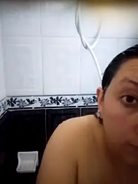 Snapshot of Valeria_montana_ chatting on June 27, 6:02 pm Valeria montana online show from June 27, 6:02 pm