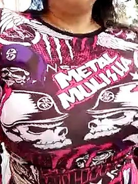 Snapshot of Valeria_montana_ chatting on June 29, 10:32 pm Valeria montana online show from June 29, 10:32 pm