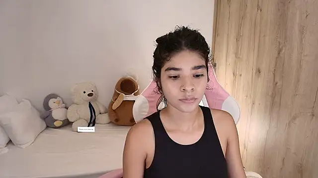 phia carter online show from March 11, 1:00 am