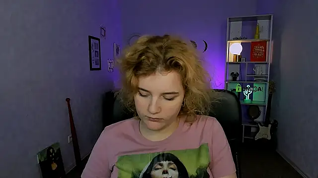 Snapshot of lolli_popsi chatting on December 19, 4:25 pm lolli popsi online show from December 19, 4:25 pm