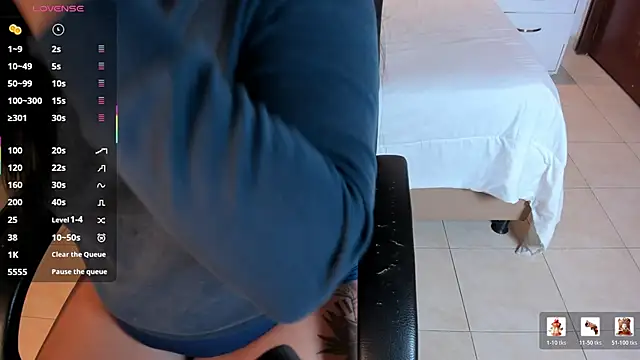 Ambar Cooxx online show from January 15, 11:15 am