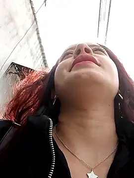  online show from December 4, 1:53 pm