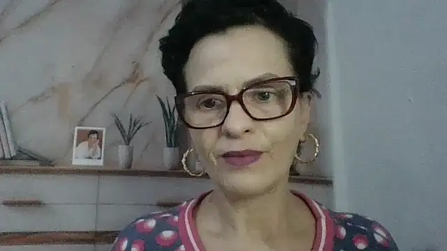 Luna-Hot0802 online show from April 13, 6:57 pm