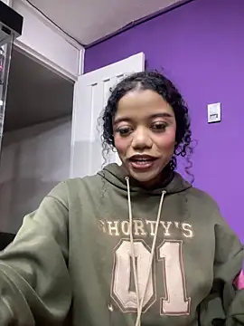 arianna roxe online show from March 18, 4:26 am