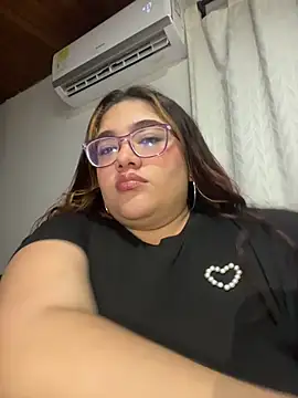 naty col online show from February 3, 4:32 am