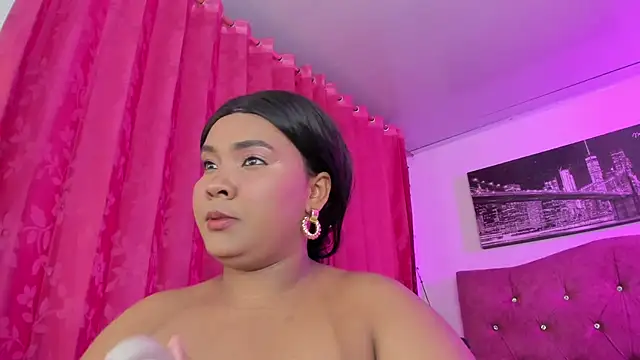Snapshot of Sandoval_evelyn20 chatting on May 17, 11:45 pm Sandoval evelyn20 online show from May 17, 11:45 pm