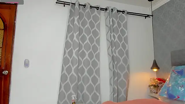 emilyy r online show from February 23, 7:11 pm