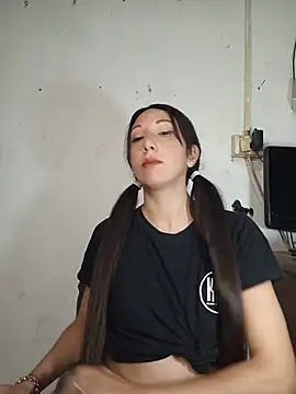 Snapshot of Cristal_azul777 chatting on June 24, 1:26 am Cristal azul777 online show from June 24, 1:26 am