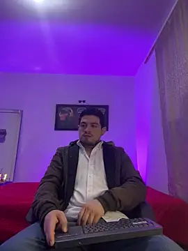 williamsmiiths16 online show from April 29, 1:26 pm
