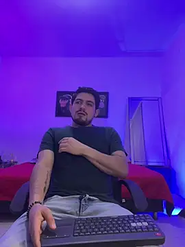 williamsmiiths16 online show from May 29, 11:41 am