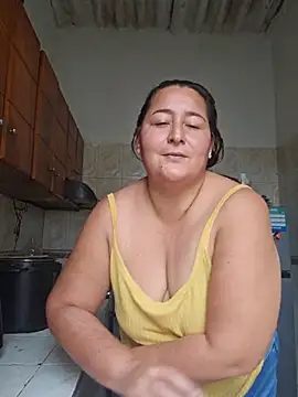 VioletBruces online show from June 5, 5:40 pm