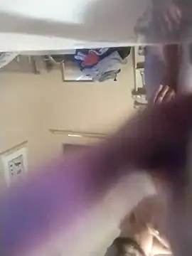 Snapshot of bigjohnson2914 chatting on December 14, 9:30 pm bigjohnson2914 online show from December 14, 9:30 pm