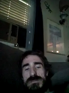 Snapshot of bigjohnson2914 chatting on August 7, 2:52 pm bigjohnson2914 online show from August 7, 2:52 pm