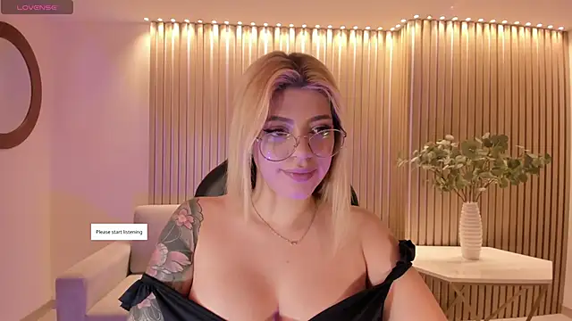 MadisonKane online show from June 15, 11:12 am