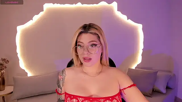 MadisonKane online show from June 30, 11:00 am