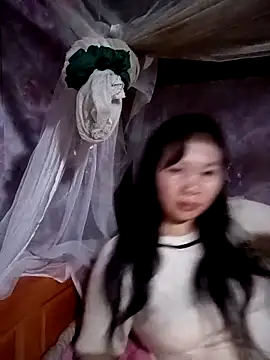 ava-dellght online show from February 26, 1:10 pm