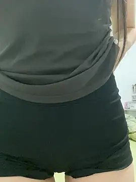 Snapshot of yaqing666 chatting on May 10, 2:11 pm yaqing666 online show from May 10, 2:11 pm