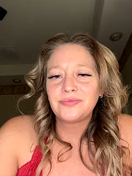 Snapshot of MissyLovelace chatting on December 20, 2:02 pm MissyLovelace online show from December 20, 2:02 pm