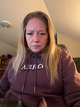 Snapshot of MissyLovelace chatting on February 2, 3:44 pm MissyLovelace online show from February 2, 3:44 pm