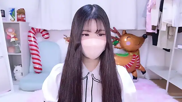 Snapshot of Otochan_0108xx chatting on December 23, 7:28 am Otochan 0108xx online show from December 23, 7:28 am