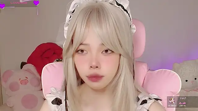 Snapshot of Miyeoonn chatting on June 4, 8:59 pm Miyeoonn online show from June 4, 8:59 pm