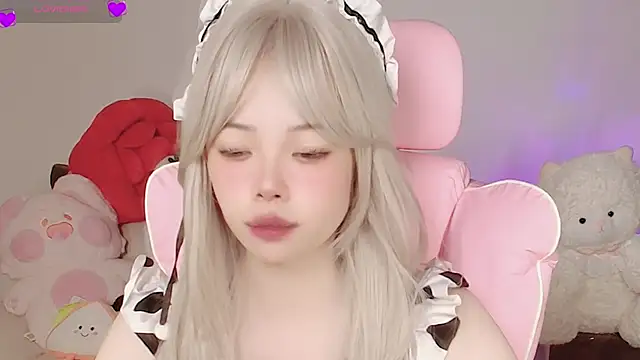 Snapshot of Miyeoonn chatting on June 16, 3:03 pm Miyeoonn online show from June 16, 3:03 pm