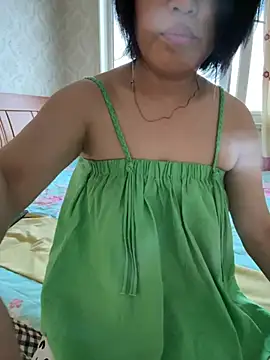Snapshot of luckybaby666999 chatting on June 19, 11:14 am luckybaby666999 online show from June 19, 11:14 am