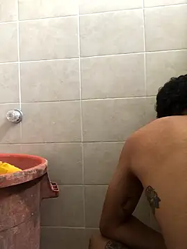 modeloxtz online show from January 12, 2:22 pm