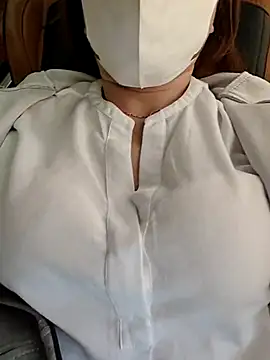 Baby-Linh online show from April 27, 4:54 am