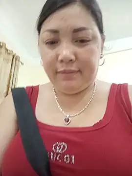 Snapshot of sary-hot2x chatting on May 24, 1:21 am sary-hot2x online show from May 24, 1:21 am