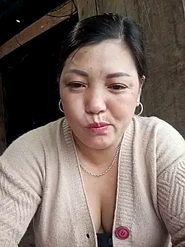 Snapshot of sary-hot2x chatting on May 30, 1:25 am sary-hot2x online show from May 30, 1:25 am