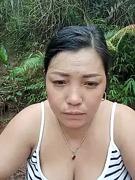 Snapshot of sary-hot2x chatting on July 6, 1:02 am sary-hot2x online show from July 6, 1:02 am