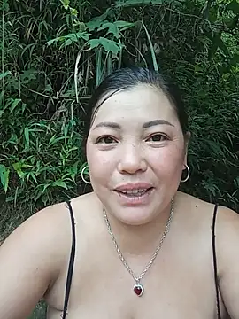 Snapshot of sary-hot2x chatting on July 11, 12:13 am sary-hot2x online show from July 11, 12:13 am