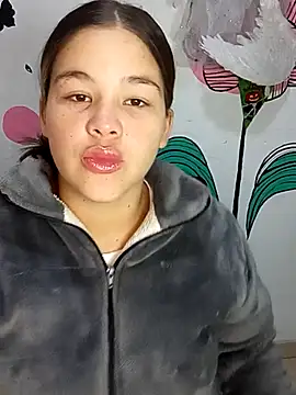 RosieCheeks- online show from December 5, 11:30 am