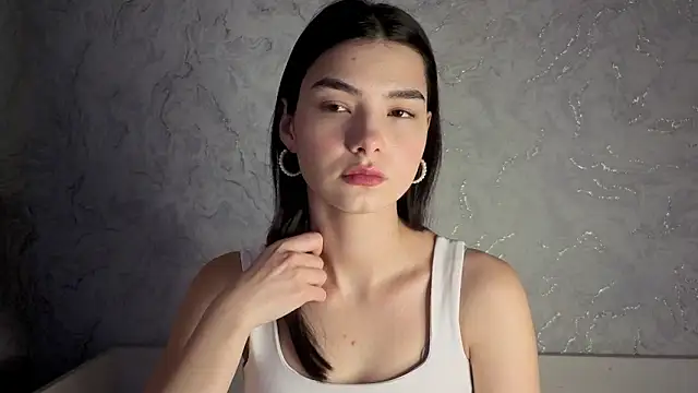 Laura Sunday online show from February 8, 10:29 am