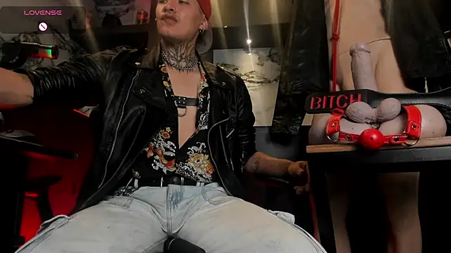 AlecBanne online show from May 1, 10:03 pm
