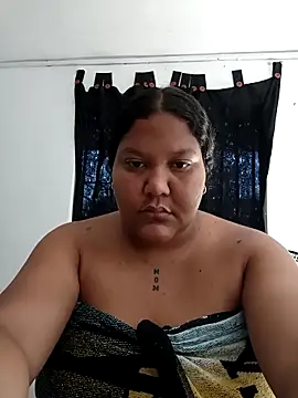 VaneandRossy online show from May 1, 12:43 pm