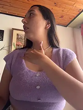 Alix Rousses21 online show from March 15, 6:25 pm