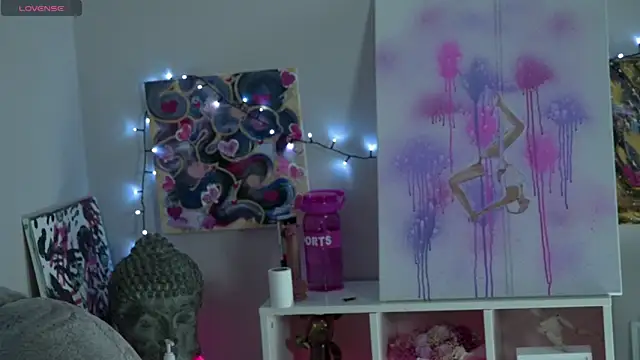 KarinaKitty24 online show from May 9, 10:15 pm