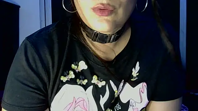 Snapshot of Rimi_luna69 chatting on June 23, 4:10 am Rimi luna69 online show from June 23, 4:10 am